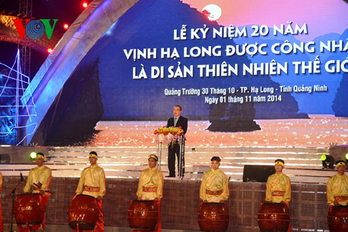 Conmemoran aniversario 20 de reconocimiento de Bahía de Ha Long como Patrimonio natural del Mundo